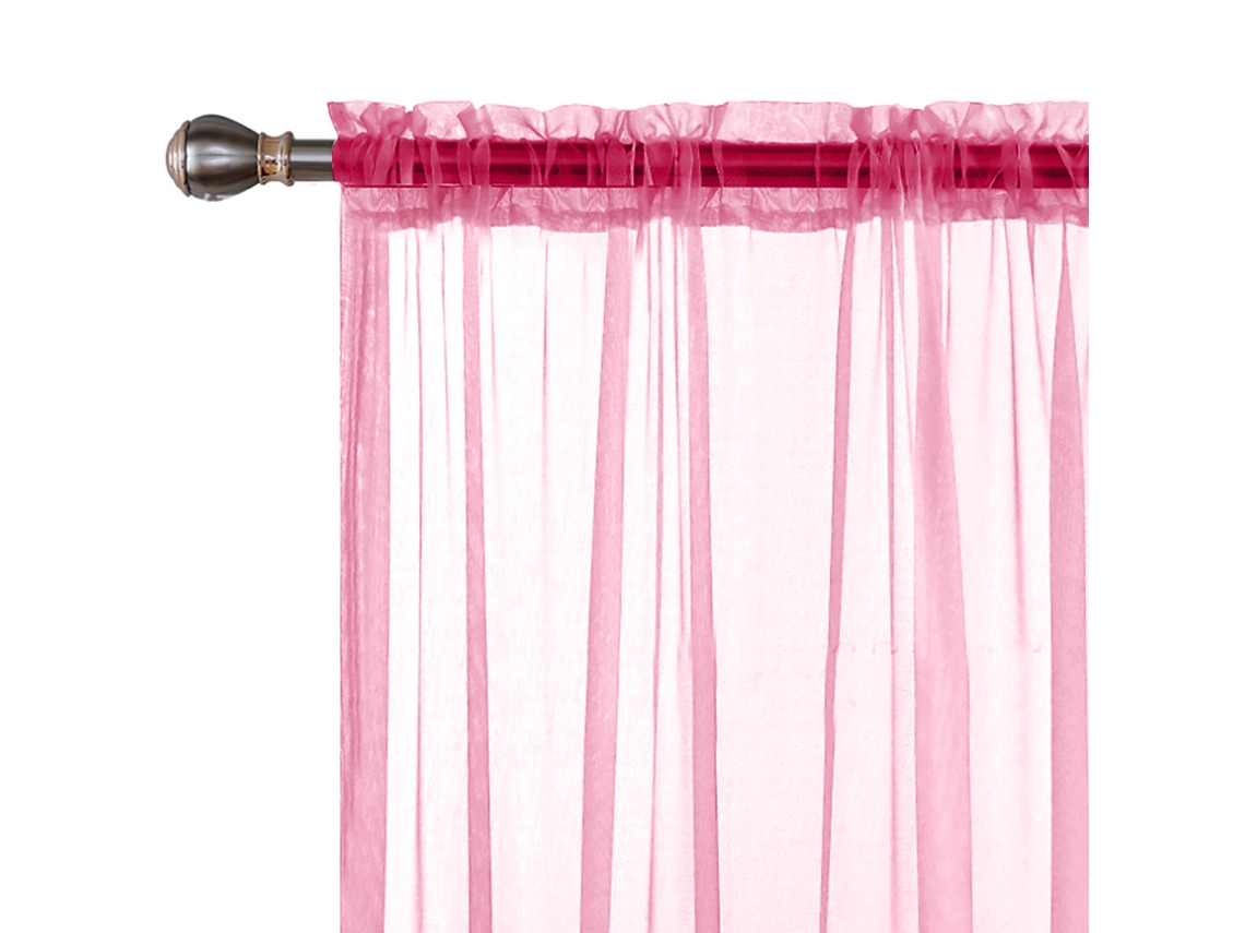 Cortinas De Cetim Com Iluminação Suave E Privacidade Moderada