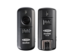 Godox Fc-16 Disparador Inalámbrico 2.4ghz 16 Canales Para Flash Estudio Nikon D5100 D90 D7000 D7100 D5200 D3100 D3200