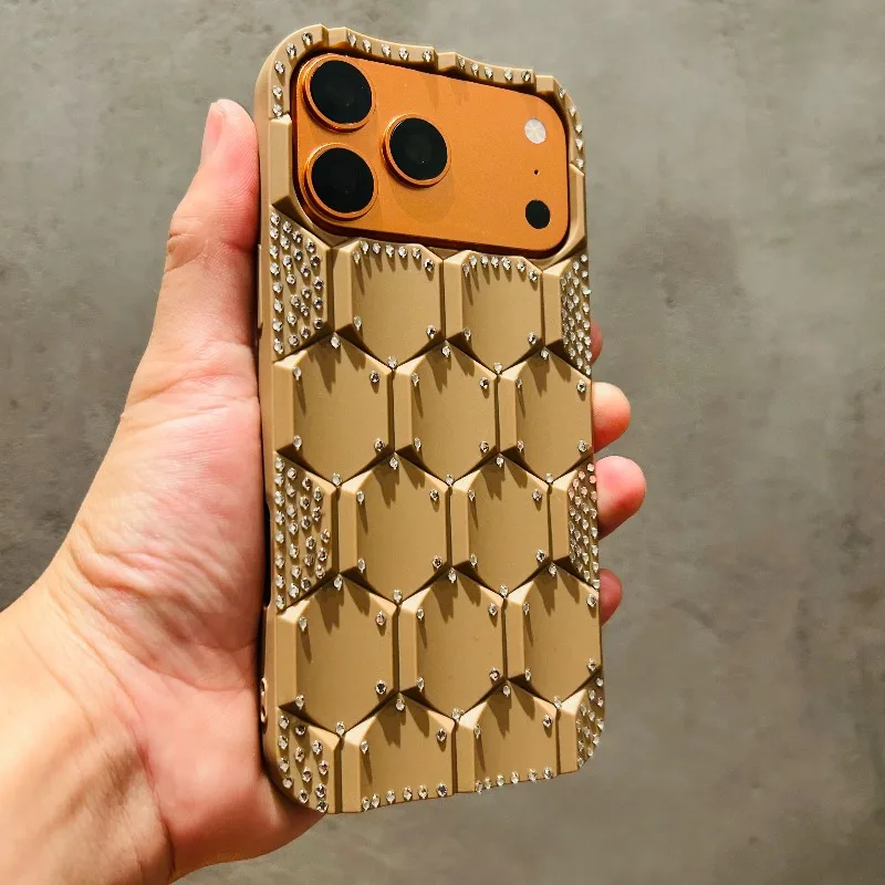 Capa Para Celular (iphone 14 Pro Marrom) Com Design Em Strass Em Formato De Favo De Mel, Proteção À Prova De Choque.