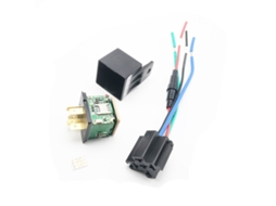 Localizador Gps 4g Cj720 Com Interruptor Corte De Energia Ligação Bateria Veicular