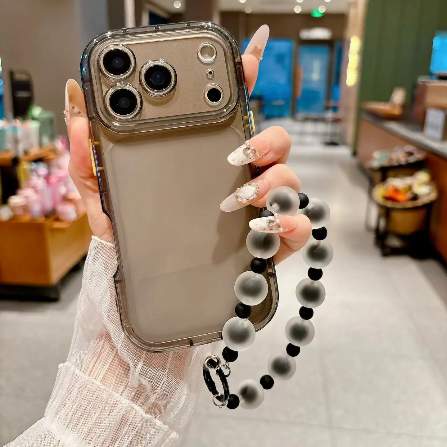 (iphone 18 Preto) Capa De Celular Elegante Com Contas Na Cor Dopamina E Revestimento Traseiro Macio.