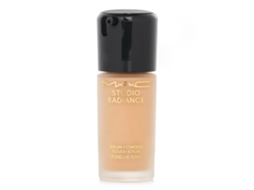 Base Líquida Studio Radiance Serum Powered NC17.5 30ml/1oz MAC