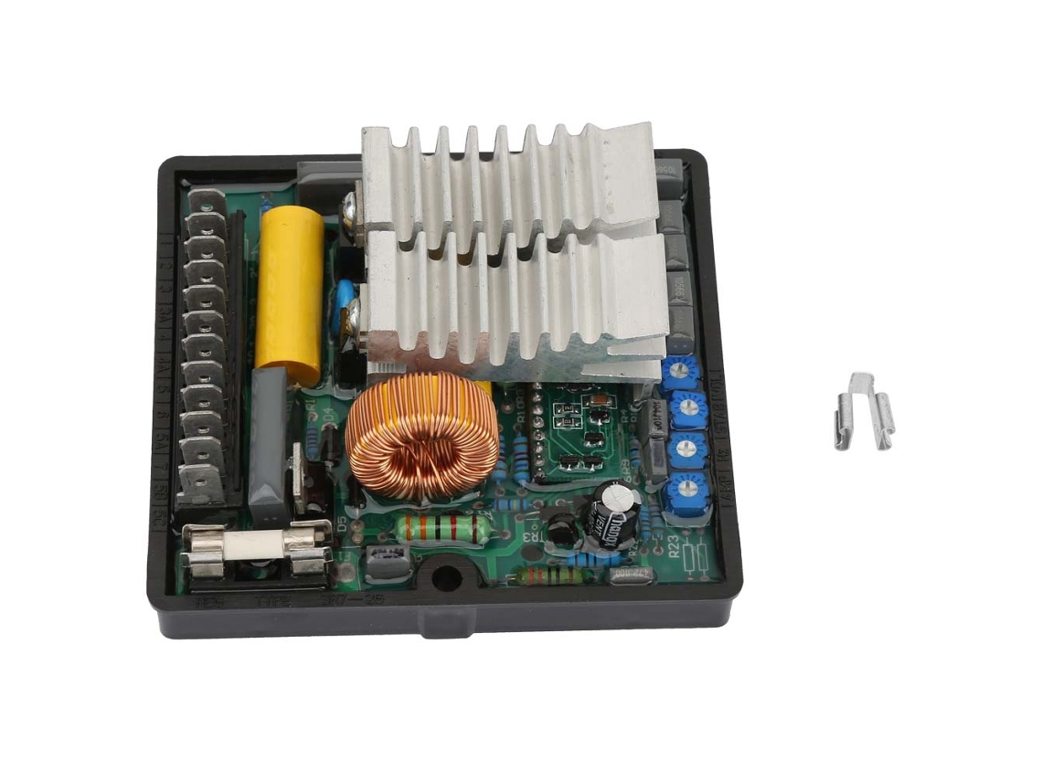 RECEPTÁCULO TWIST LOCK NEMA HKJ 30R