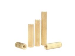 Suporte Espaçador Redondo Serrilhado Em Latão M2 Para Placas De Circuito Impresso M2x16mm 30 Peças