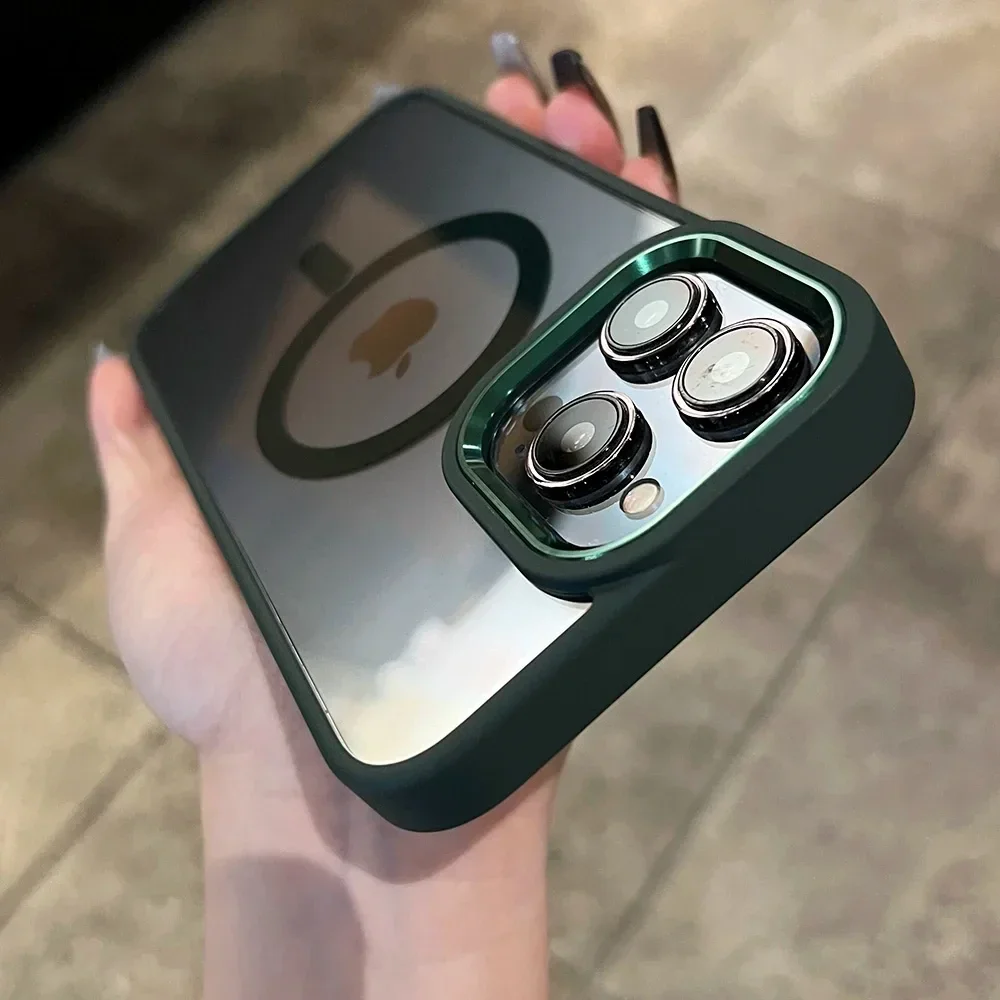 (iphone 14 Plus, Verde Escuro) Capa Protetora Transparente Magnética Para Carregamento Sem Fio Magsafe, Com Estrutura Resistente A Impactos.