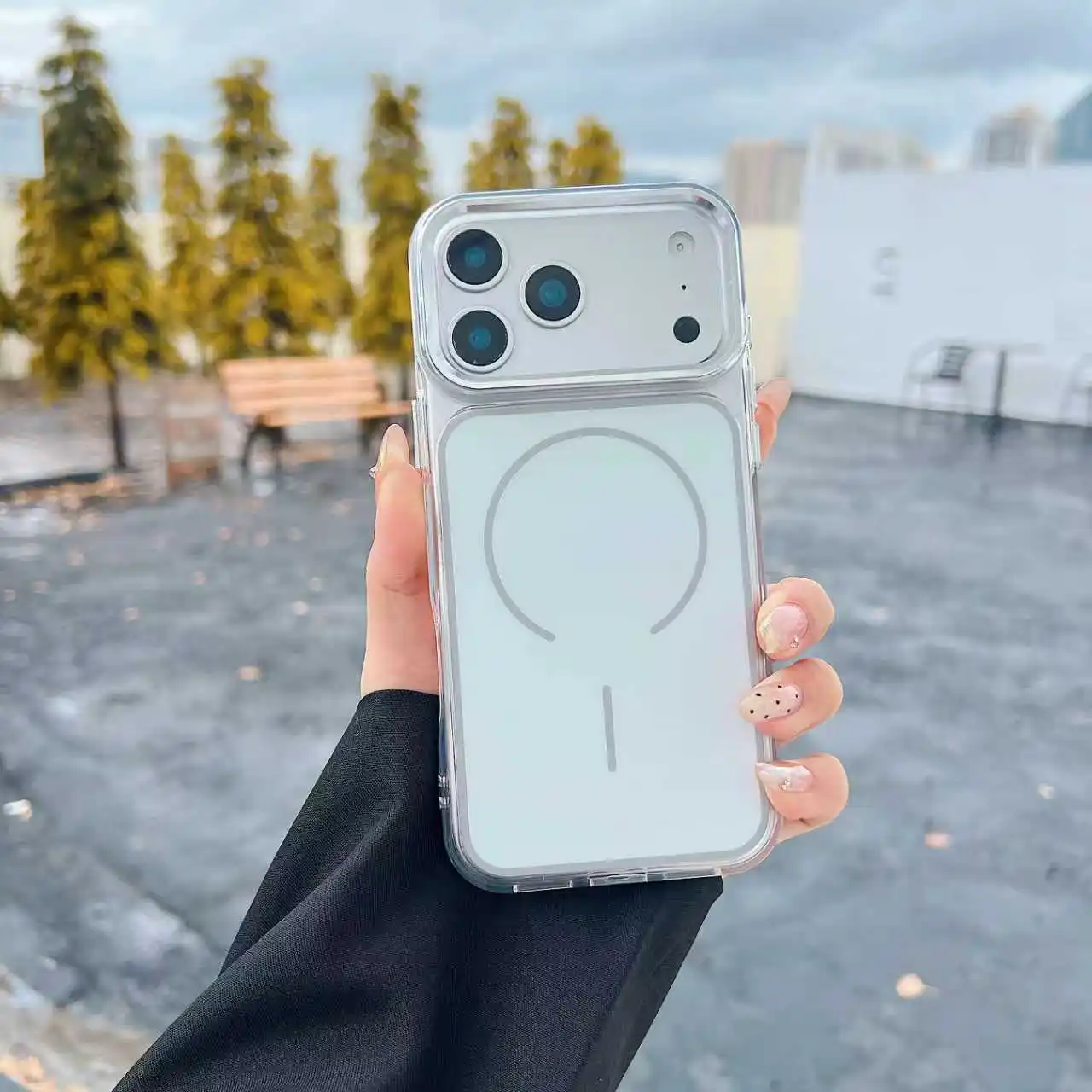 Capa Magnética Transparente Fosca À Prova De Choque Para Iphone 17 Pro Max (branca), Compatível Com Carregamento Sem Fio Magsafe.