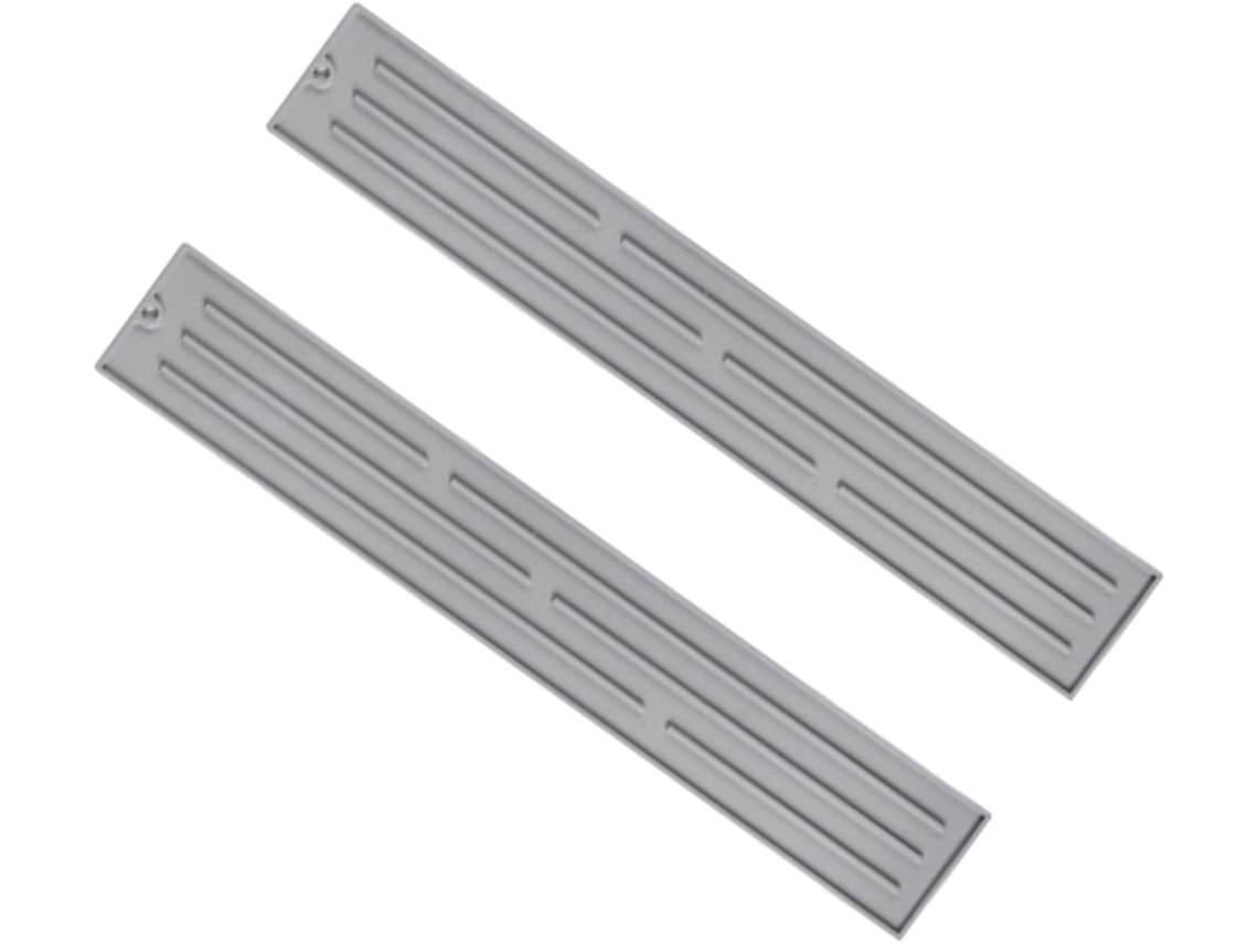 2 tapetes finos de silicone, perfeitos para bancadas de cozinha e mesas de corte, com base antiderrapante para drenagem.