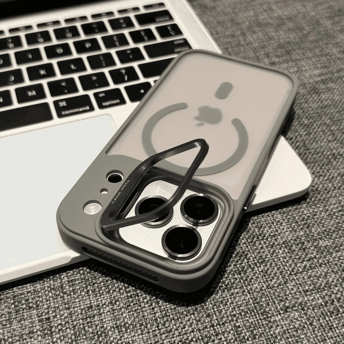 (iphone 16 Cinza) Capa Protetora Transparente Com Suporte Para Câmera E Compatível Com Carregamento Sem Fio.