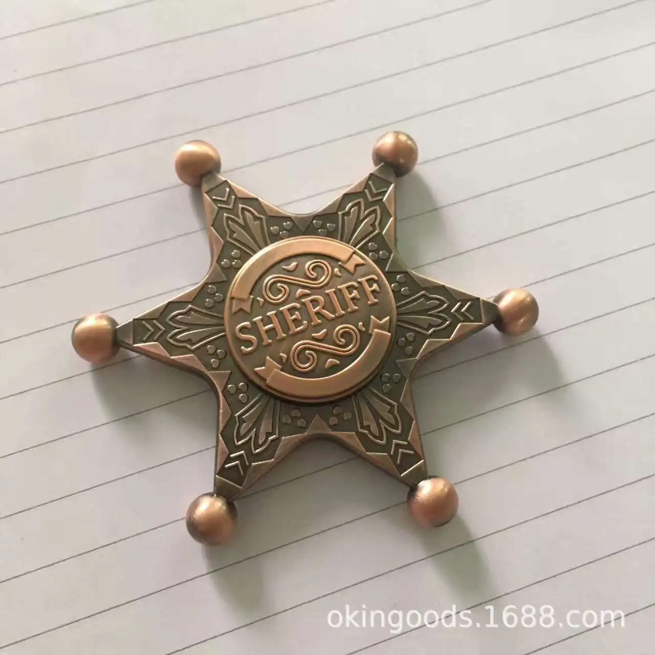 (a2) Pião Giratório De Metal Do Xerife, Alivia O Estresse.