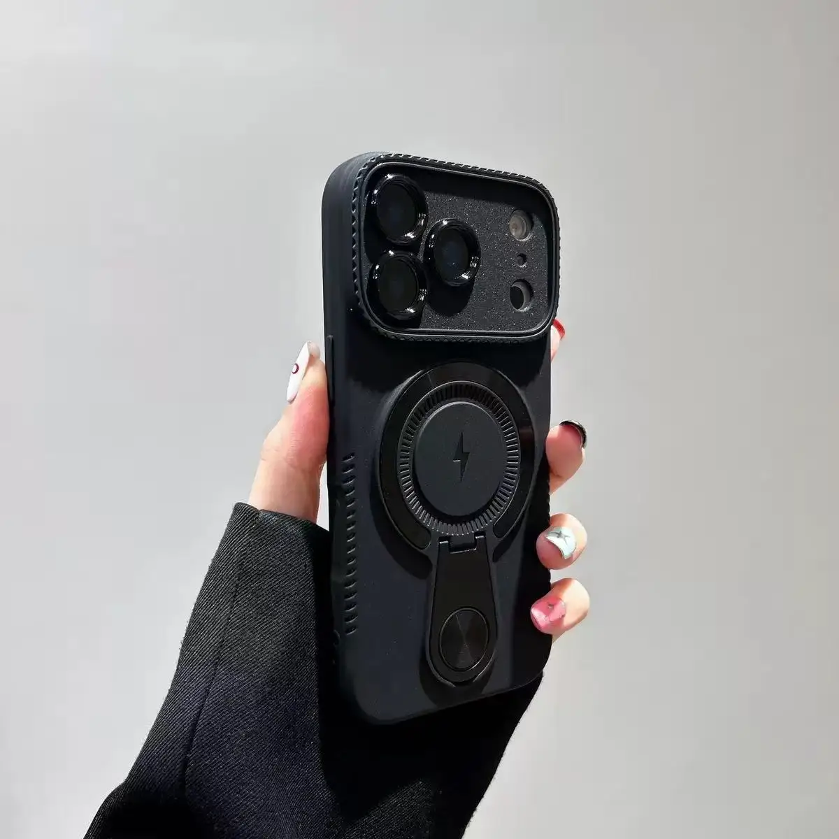 (iphone 16 Pro Max Preto) Capa Magnética Compacta Para Celular Com Suporte Traseiro, Elegante E Simples.