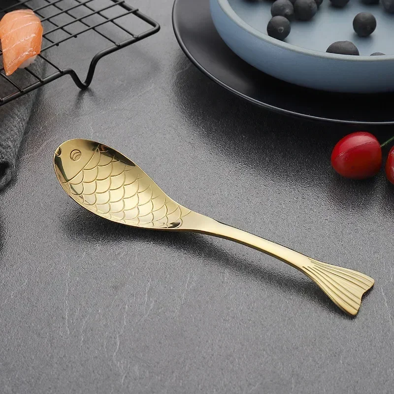 Colheres em Aço Inoxidável em Formato de Peixe, Talheres Próprios para Alimentos, Ideais para Sobremesas com Sorvete. MDUG (dourado, 17 Cm, 3 Peças)