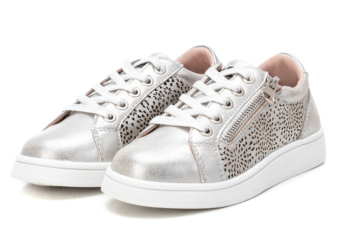 Tenis prateados sales