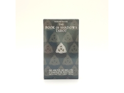 O Novo Baralho De Tarô Book Of Shadows Contém 78 Cartas Revestidas E Vem Em Uma Caixa Colorida.
