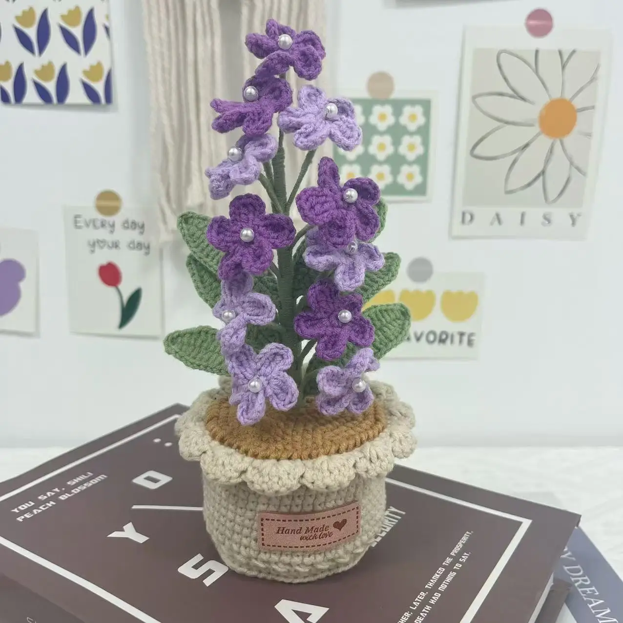 Vasos De Flores Trançados À Mão, Lindas Flores De Tricô, Plantas Artificiais.