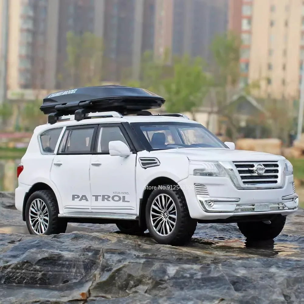 (branco) Miniatura De Carro Em Escala 1/32 - Fundido Em Metal - Som E Luz Simulados - Brinquedo