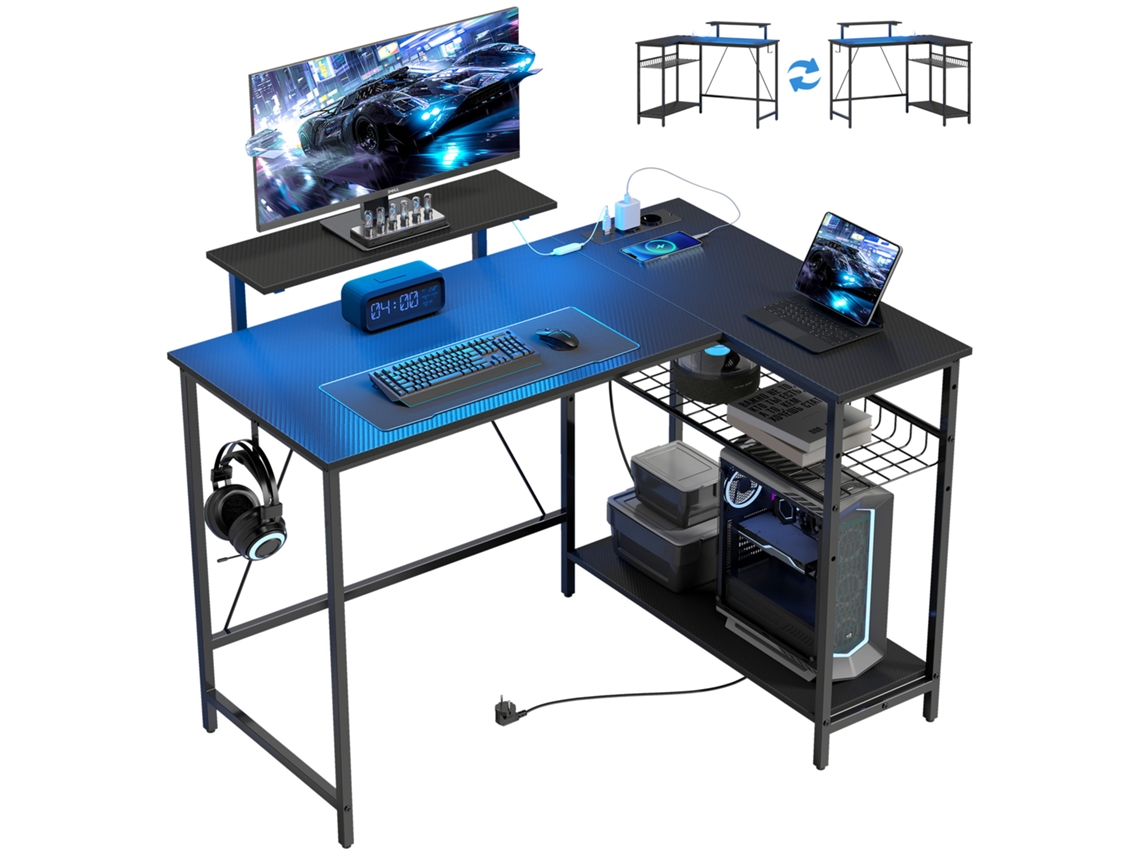 Mesa gamer angular com LED, tomadas elétricas, suporte para monitor e prateleira preta BTFORUS