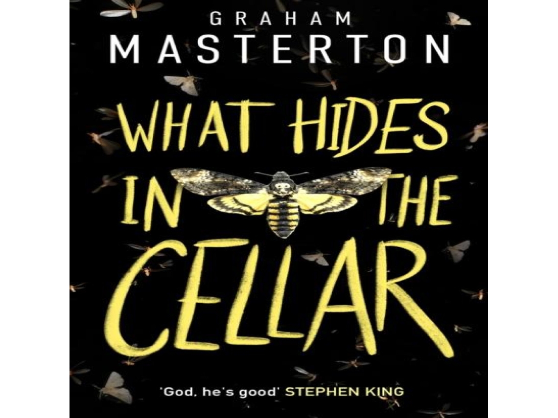 Livro What Hides in the Cellar de Graham Masterton (Inglês)