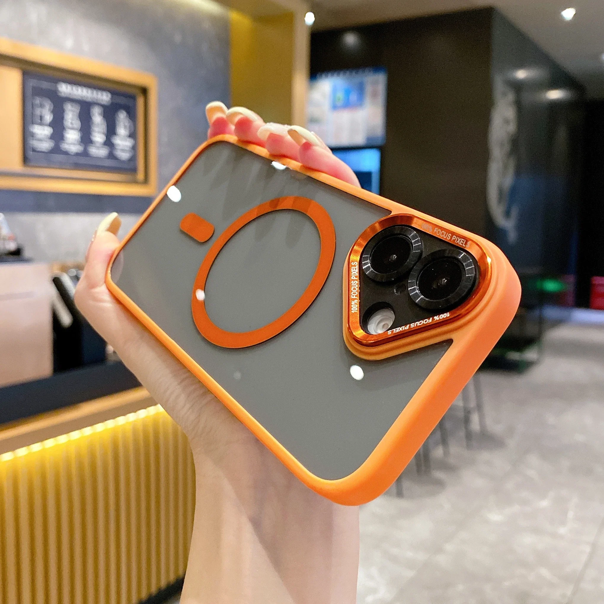 Capa Protetora Com Lente Metálica, Resistente A Impactos E Com Carregamento Sem Fio (laranja Para Iphone 14 Pro Max).