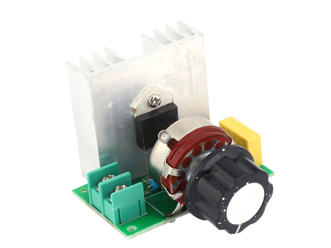 Controlador De Velocidade Para Motor Laxiscreed Ajustável De 0 A 220vac Com Regulação Por Tiristor