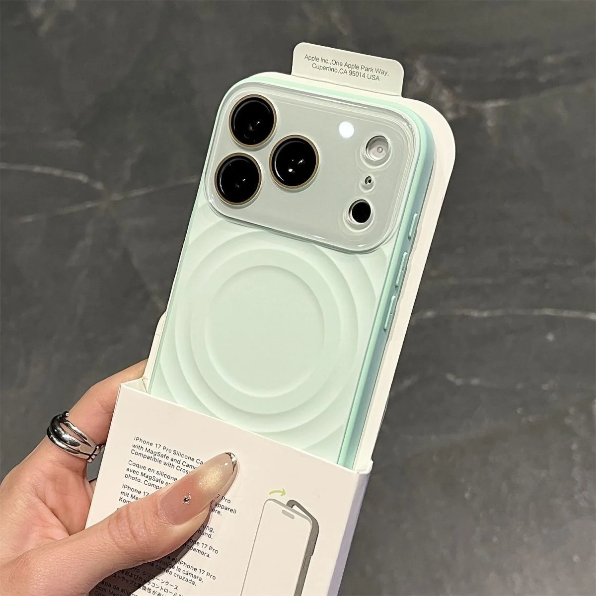 Capa Para Iphone 17 Em Silicone Líquido À Prova Dágua (verde), Com Carregamento Magnético.
