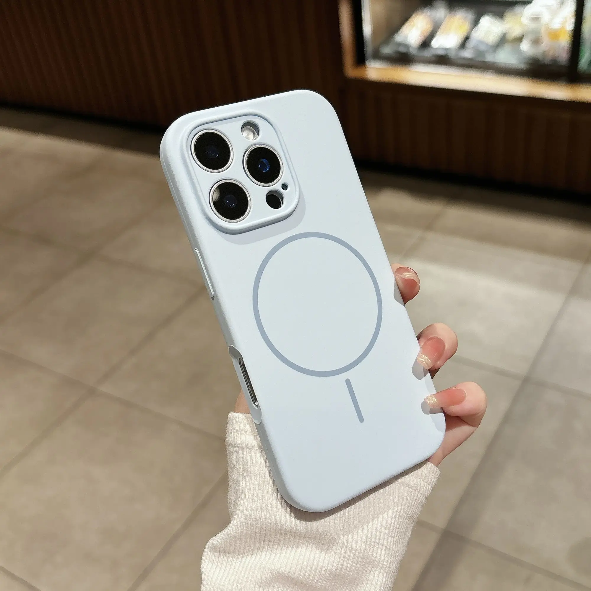 Capa Protetora Magnética De Silicone Líquido Fluorescente (azul Para Iphone 13 Pro) Compatível Com Carregamento Sem Fio.