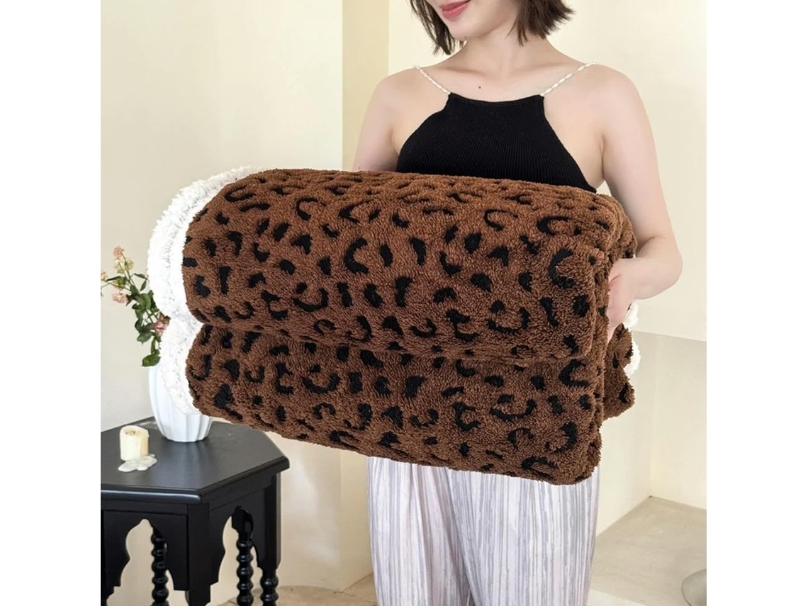 Manta Grossa Quente Macia e Confortável de Lã Cordeiro Artificial para o Sofá Aconchegante Jacquard Tingido em