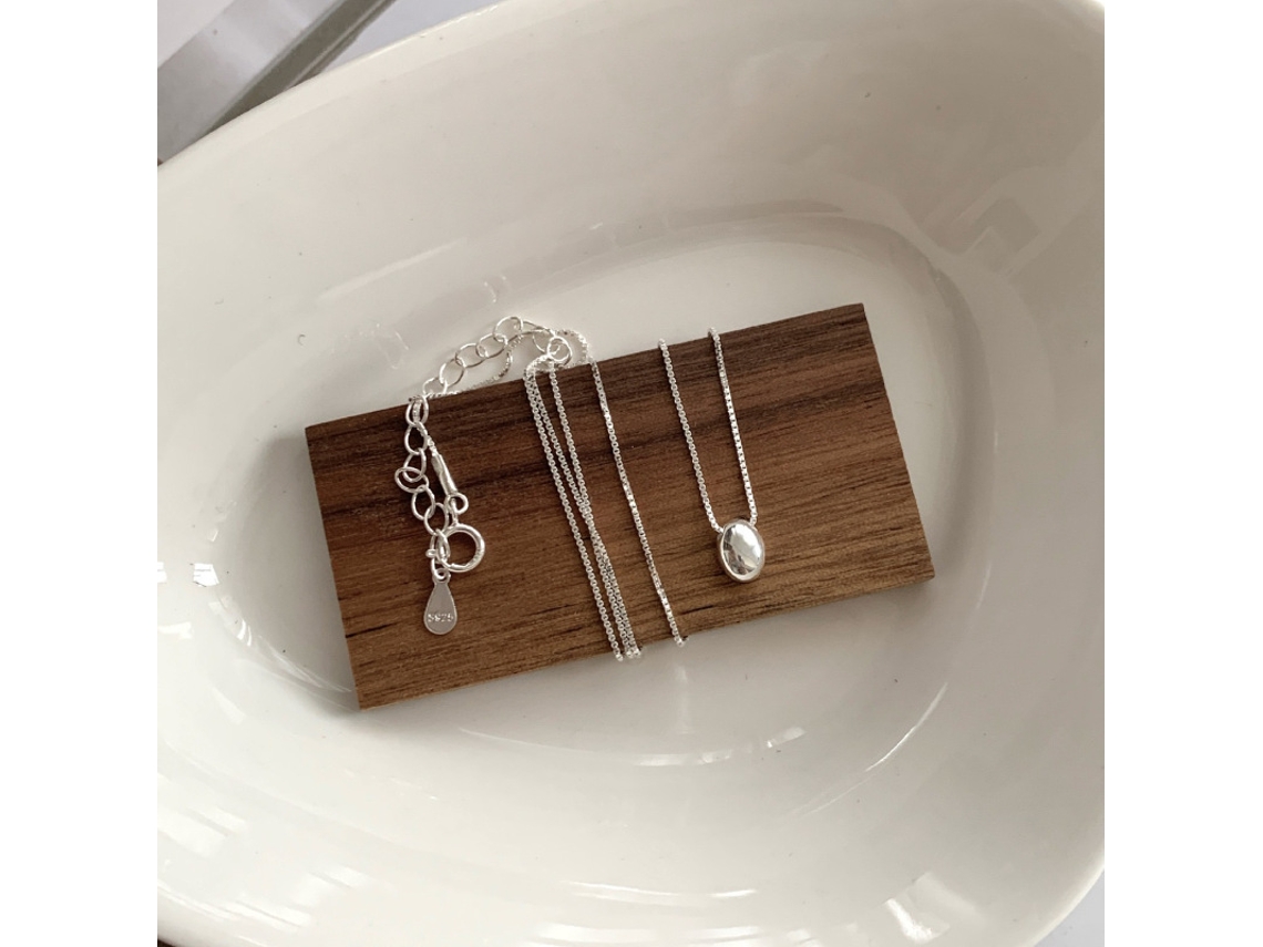 Colar Oval em Prata de Lei 925 , com Pingente em Formato de Feijão, Design Simples e Elegante para Quem Usa Transporte Público. MDUG (ouro Branco)