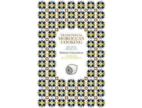 Livro traditional moroccan cooking de madame madame guinaudeau (inglês)
