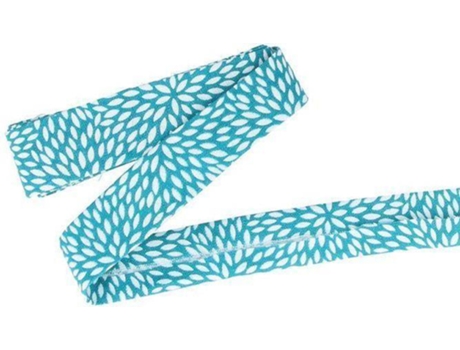 Costura Viés CRAFTY ALGODÃO (3 M x 20 Mm - Azul Claro com Pétalas Brancas)