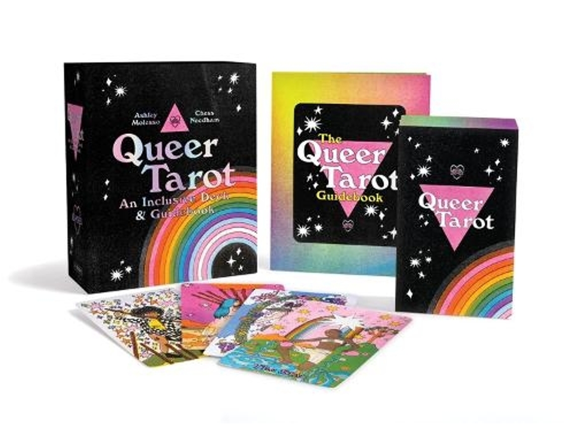 Livro Queer Tarot de Ashley Molesso e Chess Needham (Inglês)