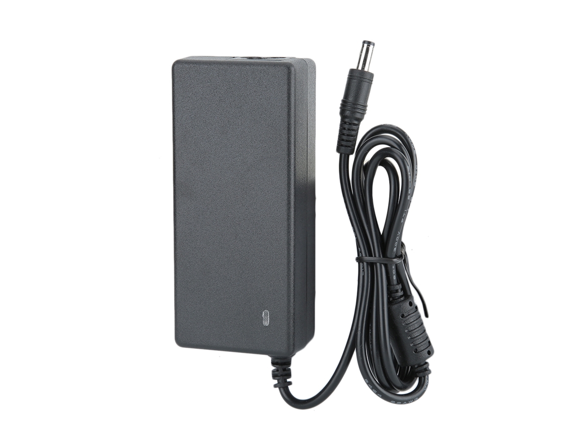 Aetheria adaptador de Carregador para Notebook Asus 19v 3.42a 65w com Conector 5.5x2.5mm