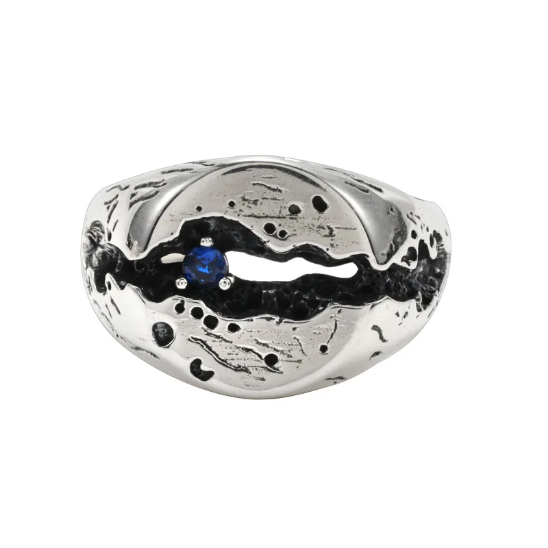 Anel Vintage com Efeito Craquelado, Cravejado com Cristal Azul, Aro Ajustável com Pedras Preciosas. MDUG