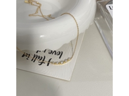 Foto Real de uma Atmosfera Elegante e Sofisticada, Prata de Lei S925, Colar Sorridente, Luxo Discreto e Versátil. MDUG (ouro)