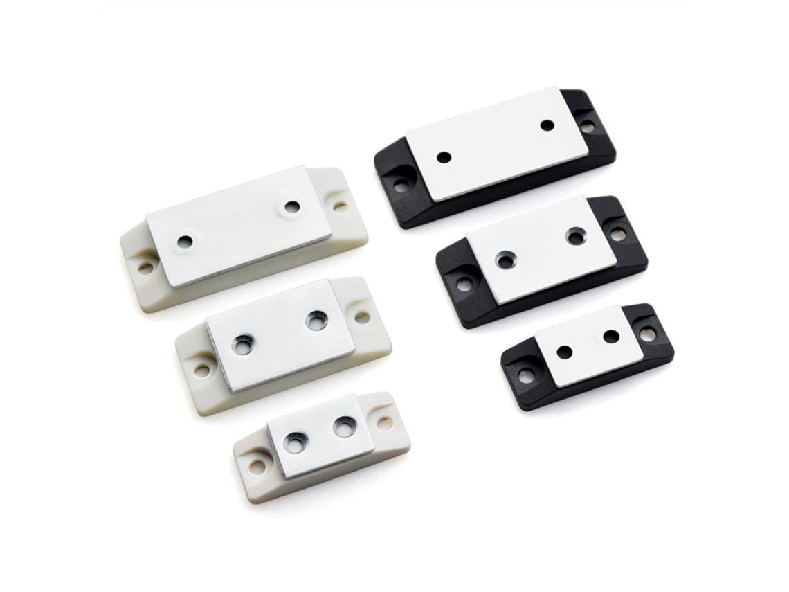 Porta magnética ultrafina e durável para portas de guarda-roupas, gavetas e móveis domésticos. Tamanho único.