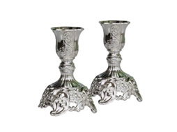 Suportes de vela Nova Line Linjou, prata, com design gravado, conjunto de 2