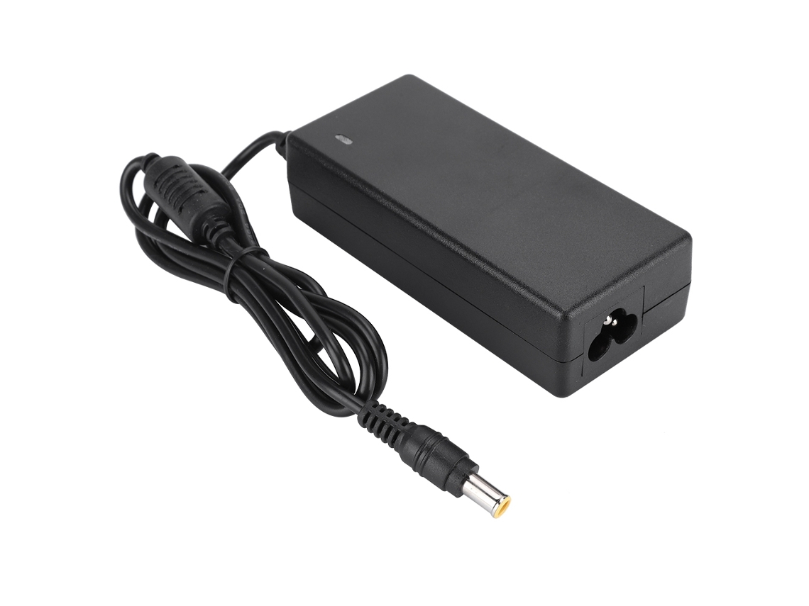 Adaptador de Energia LAXISCREED
