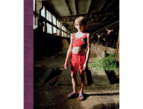 Livro Years Like Water de Nadia Sablin (Inglês - Capa Dura)