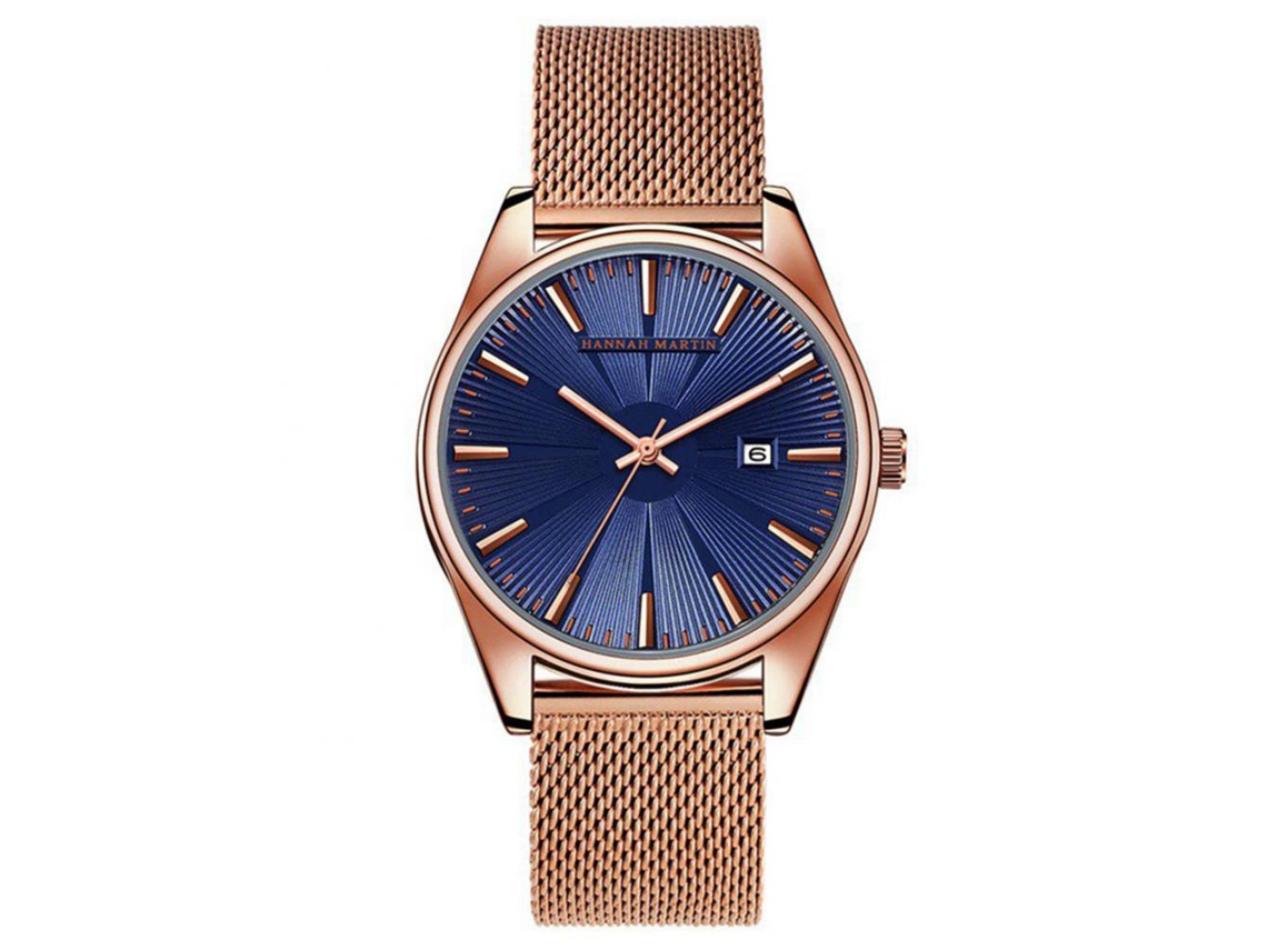 Relógio de pulso masculino em aço inoxidável com pulseira de malha e movimento de quartzo.