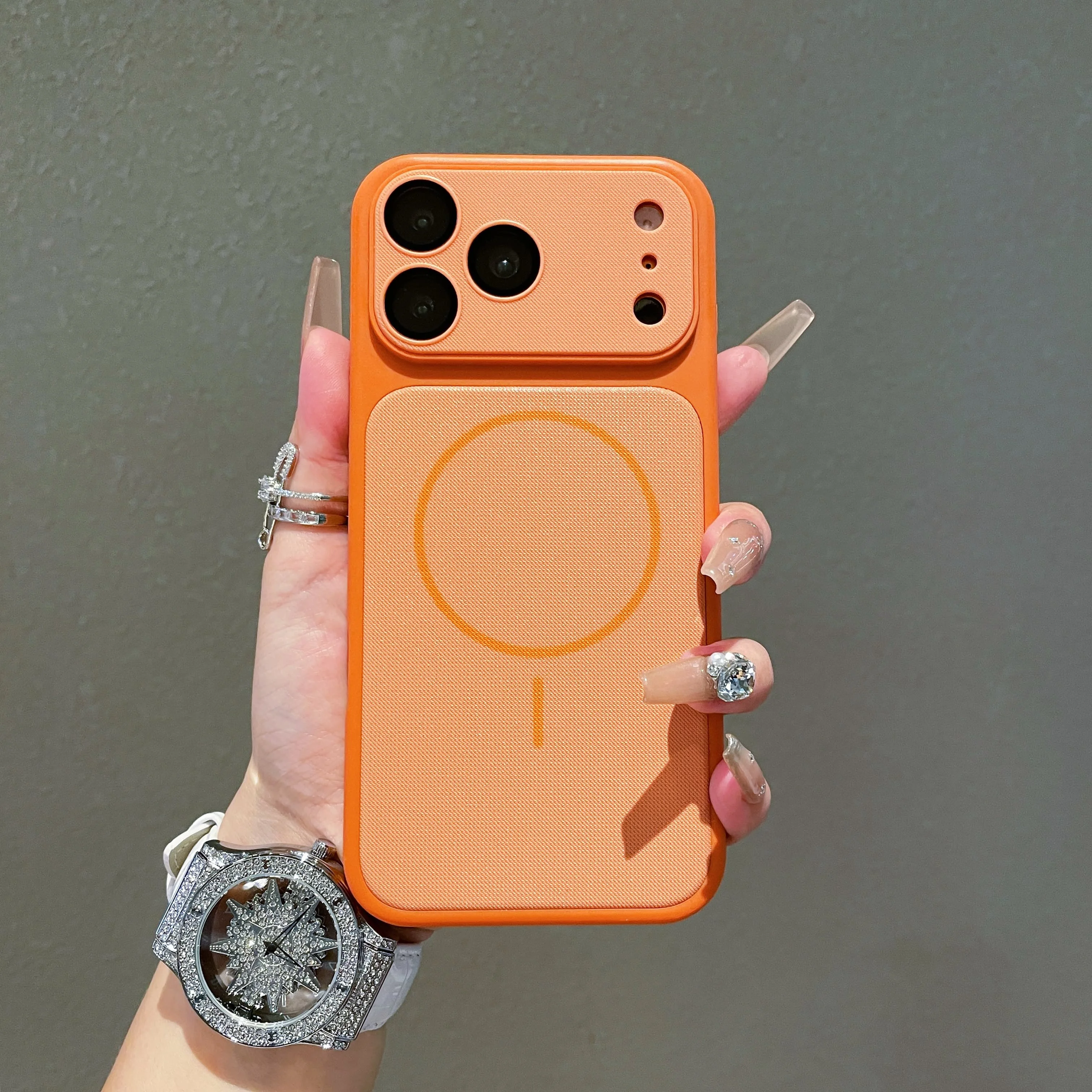 Capa Magnética Para Iphone 17 Pro (laranja) Com Textura De Couro E Proteção Contra Impactos Magsafe.