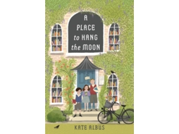Livro Place to Hang the Moon .