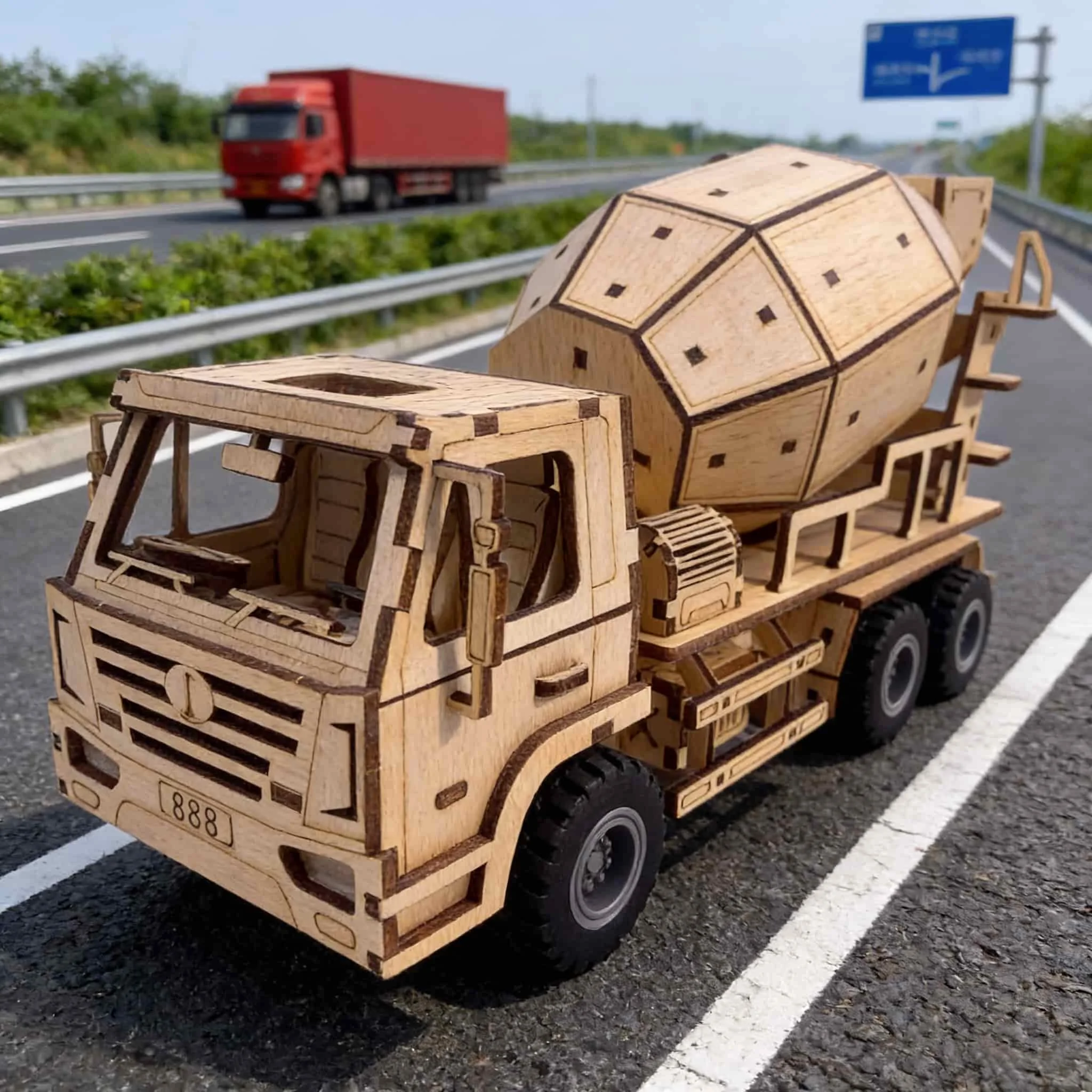 Faça Você Mesmo um Modelo de Madeira para Montar de um Caminhão Betoneira em 3d. MDUG