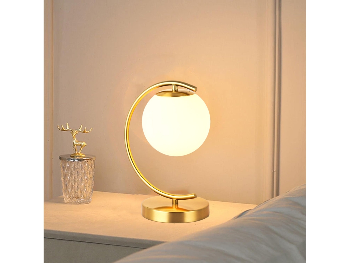 Candeeiro de Mesa com Globo de Vidro Opal D15 Cm, Base Curva Dourada, Casquilho E27 G45 ALPINALUZ