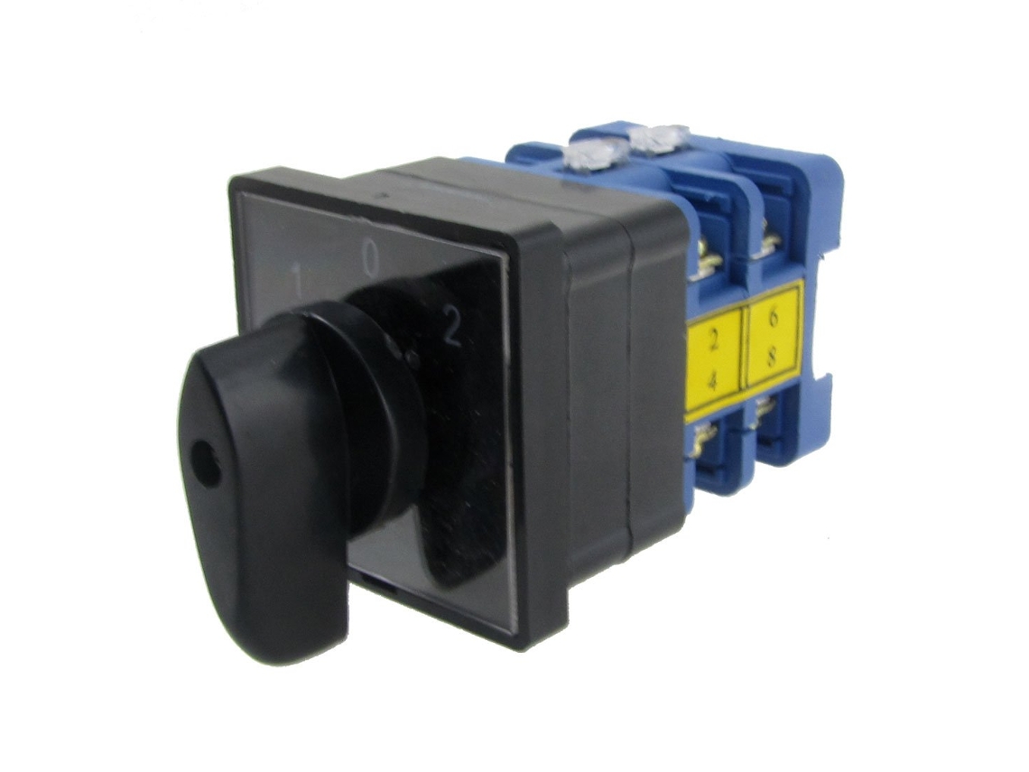 Interruptor Universal de 3 Posições 380vac On off on com Curva Rotativa CHABERLU