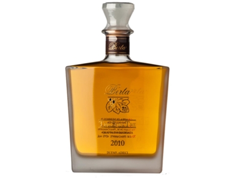 Aguardente BERTA Grappa Berta Tre Soli Tre Grappa Piemontese (0.7 L - 1 unidade)