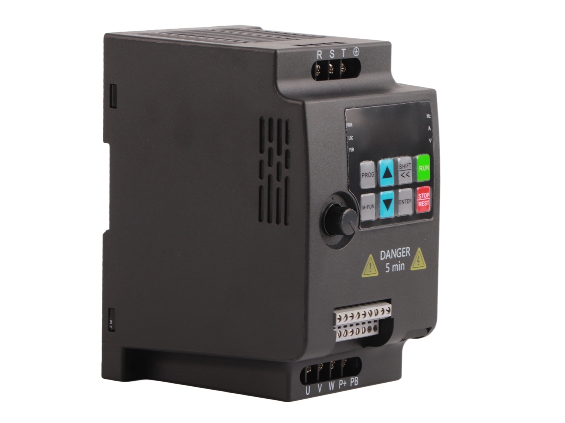 Inversor Vfd Mini 380v Trifásico 1,5kw