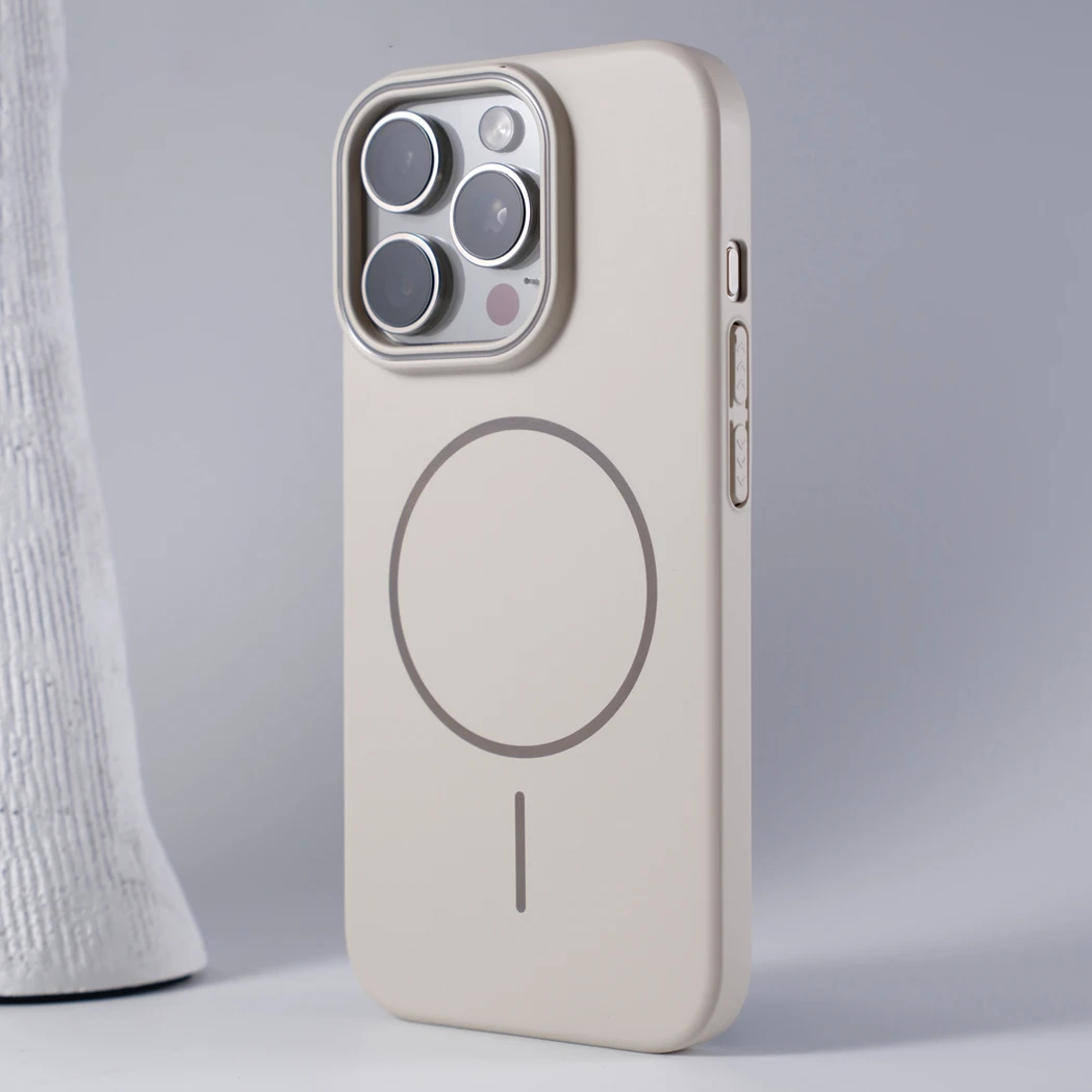 Capa Protetora Rígida De Policarbonato (para Iphone 14 Branco), Resistente A Impactos, Fosca E Magnética.