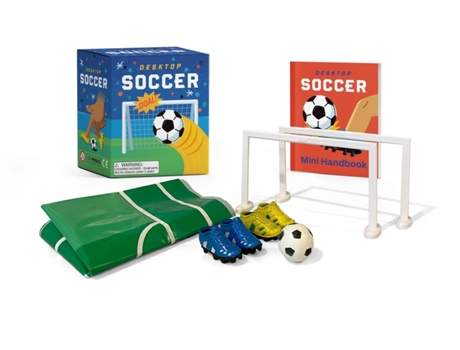Livro Desktop Soccer de Christina Rosso-Schneider (Inglês)