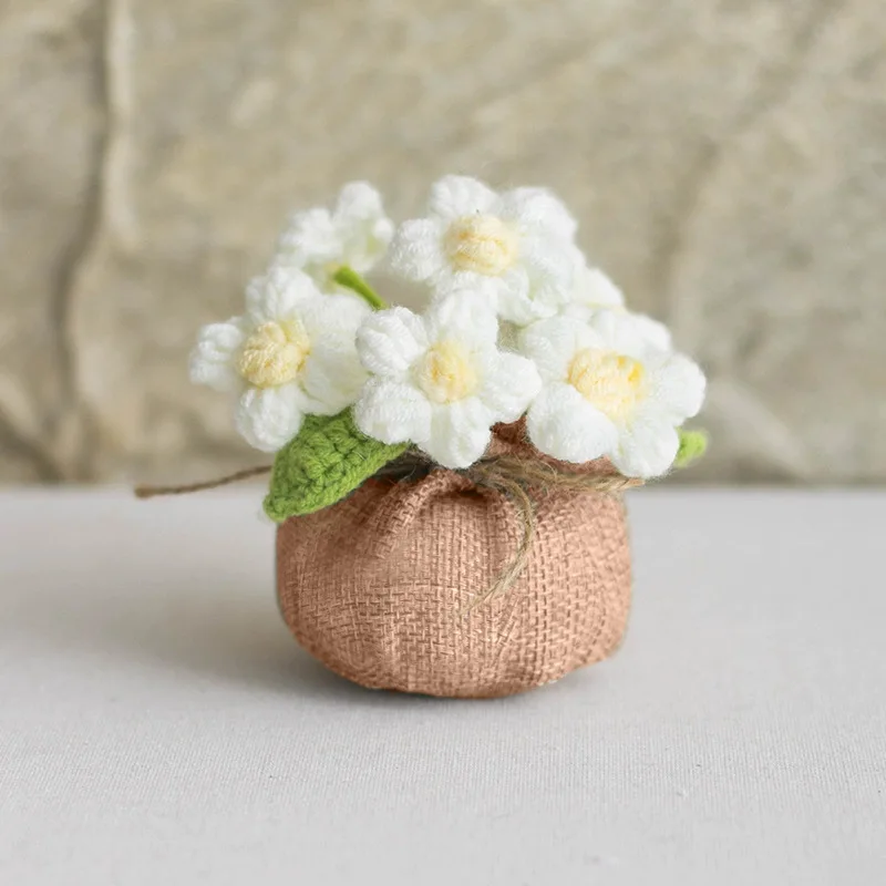 Plantas Fofas Em Vasos De Crochê Com Flores