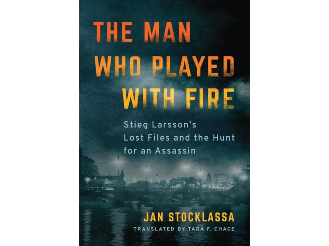Livro the man who played with fire de jan stocklassa (inglês)