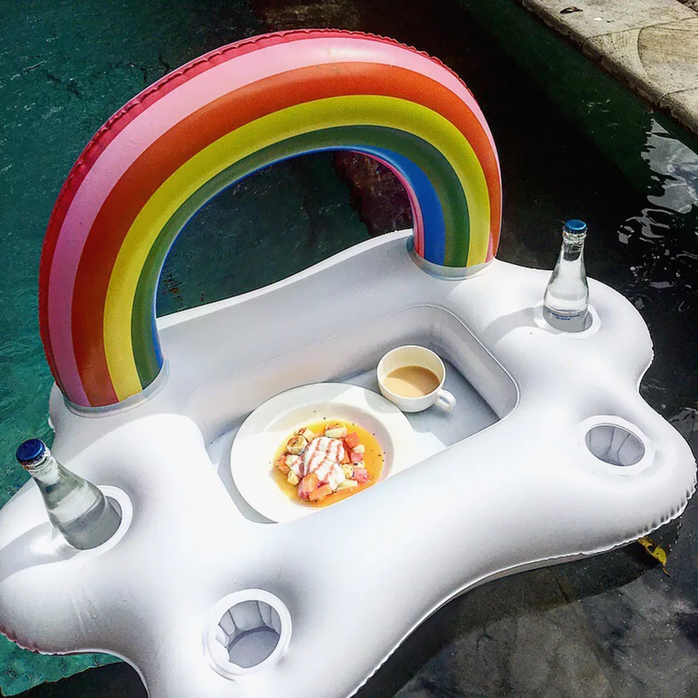 Piscina Inflável Em Formato De Nuvem Arco-íris